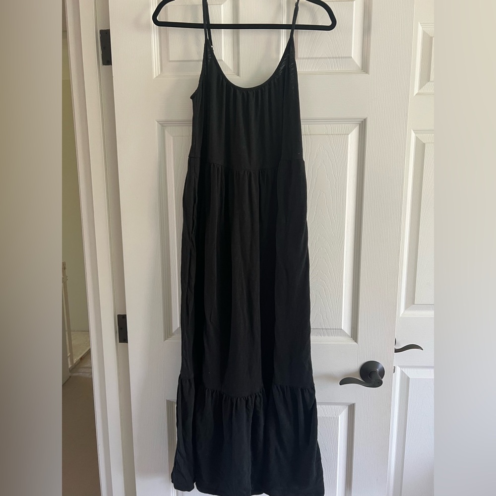 Z Supply Lido Slub Black Tiered Maxi Dress with pockets